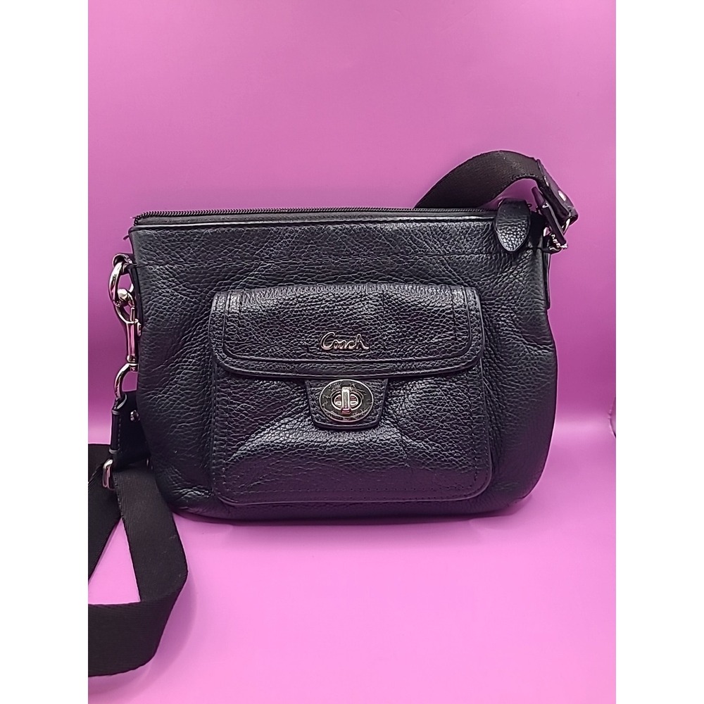 Coach Black Leather Crossbody Bag‎ Turnlock Pocket Front Shoulder Purse